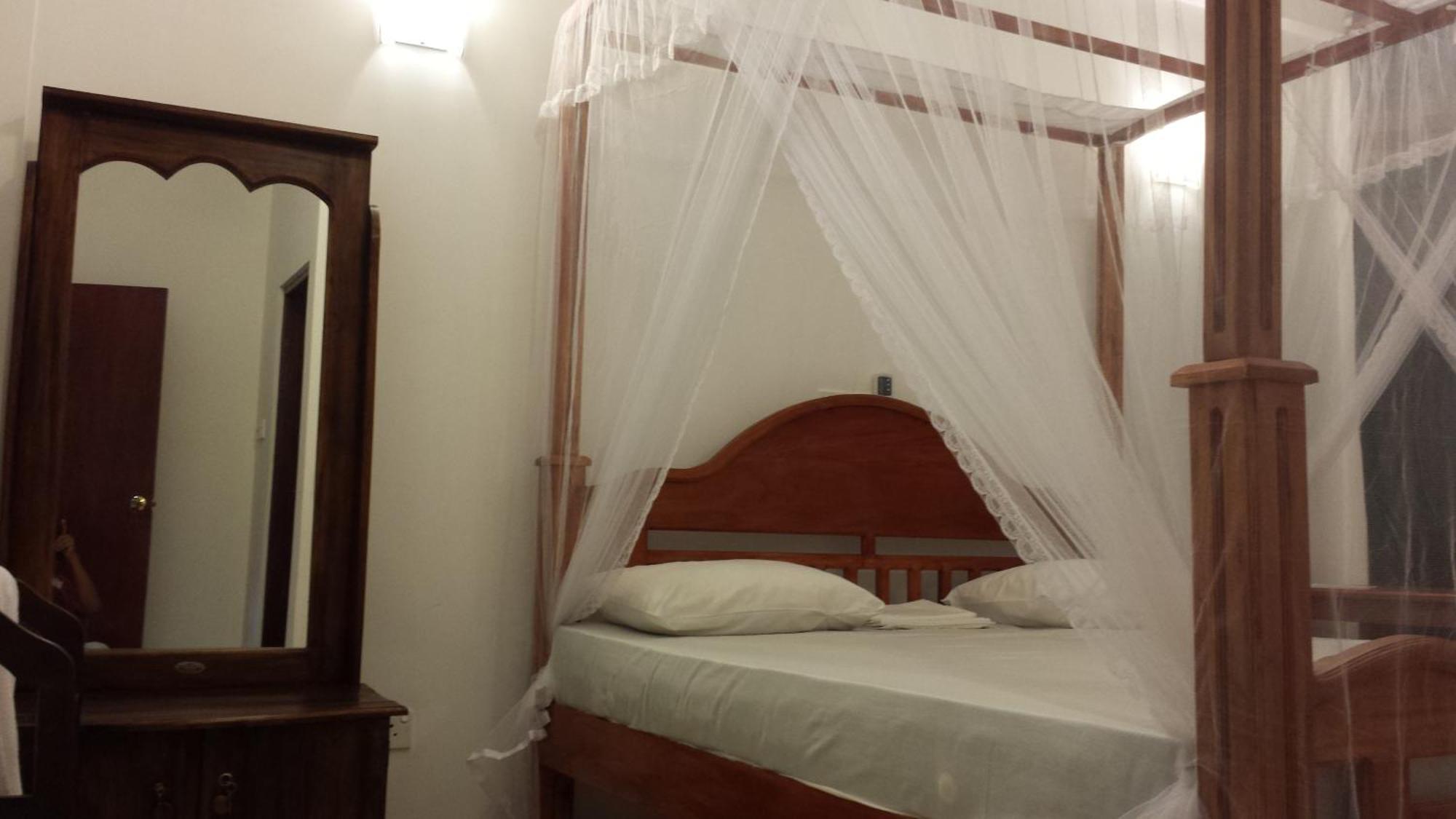 Nooit Gedacht Holiday Resort Unawatuna Oda fotoğraf