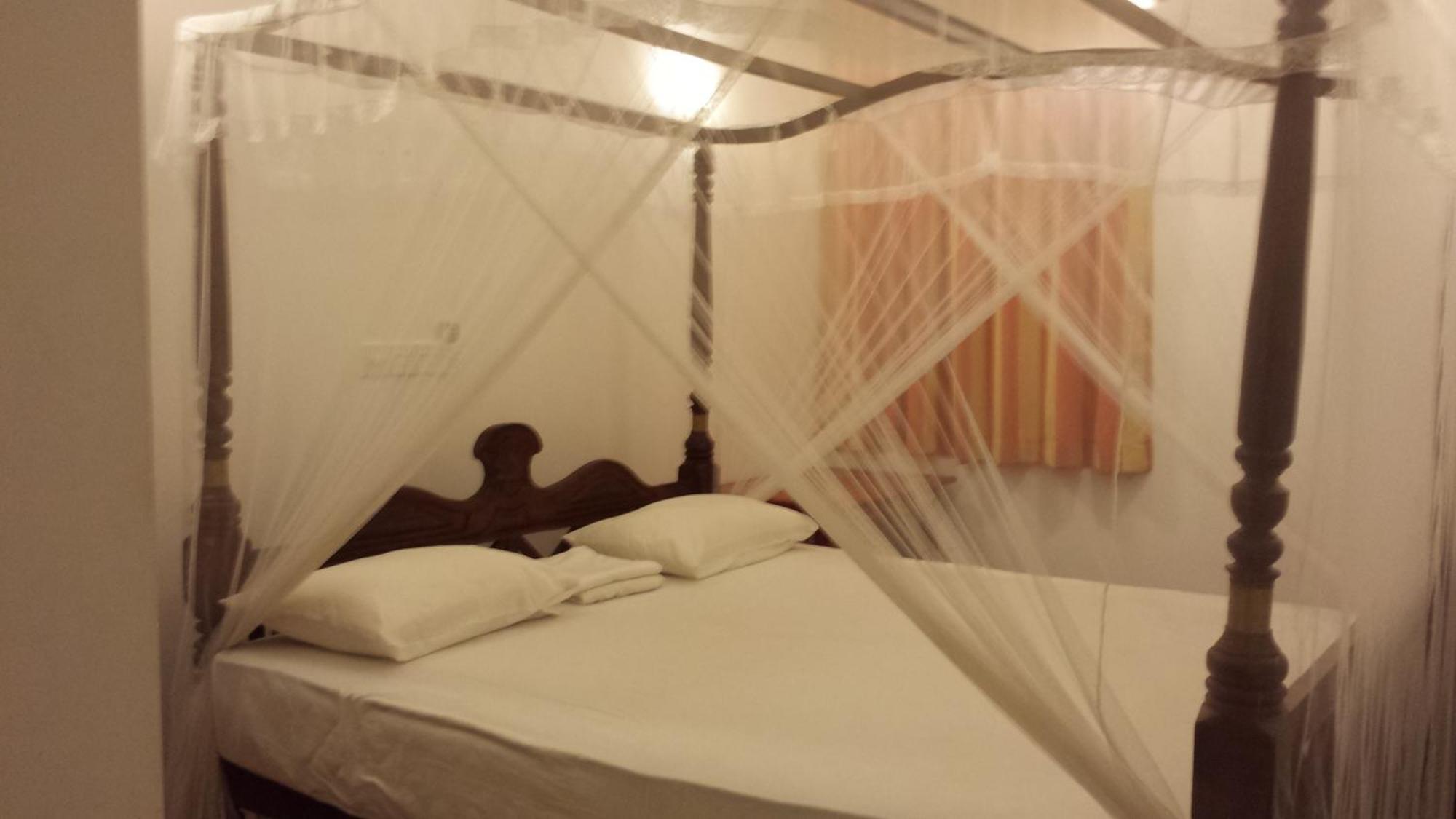 Nooit Gedacht Holiday Resort Unawatuna Oda fotoğraf